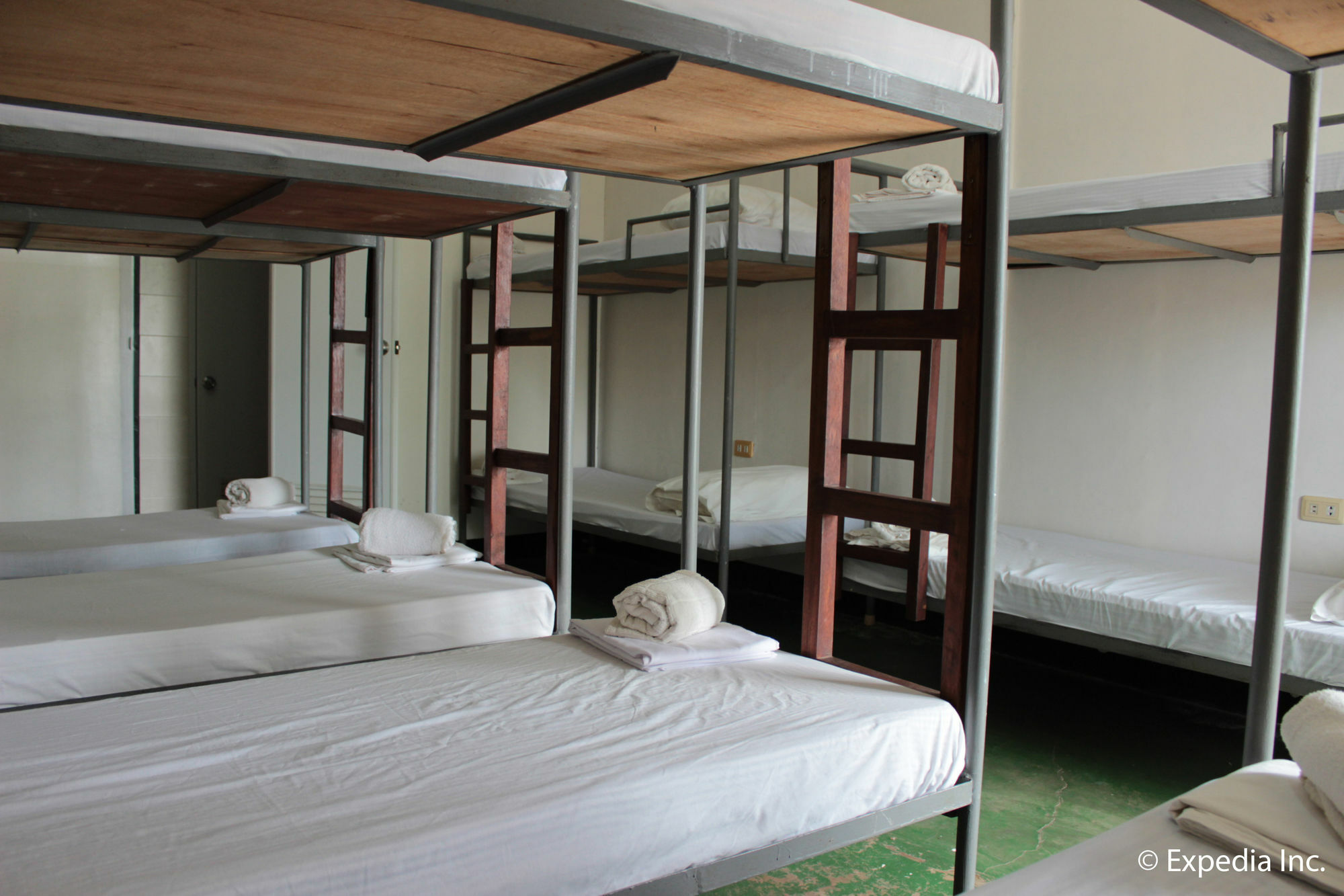 Reddoorz Plus Near Vigan Convention Center Экстерьер фото