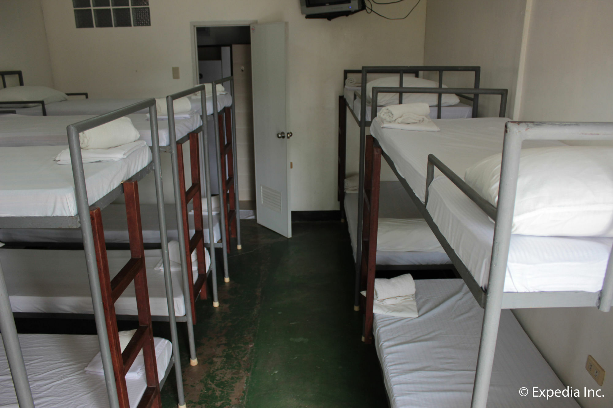 Reddoorz Plus Near Vigan Convention Center Экстерьер фото