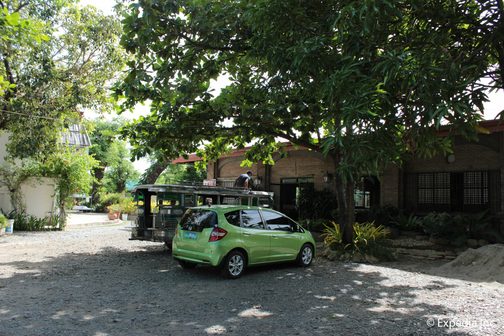 Reddoorz Plus Near Vigan Convention Center Экстерьер фото